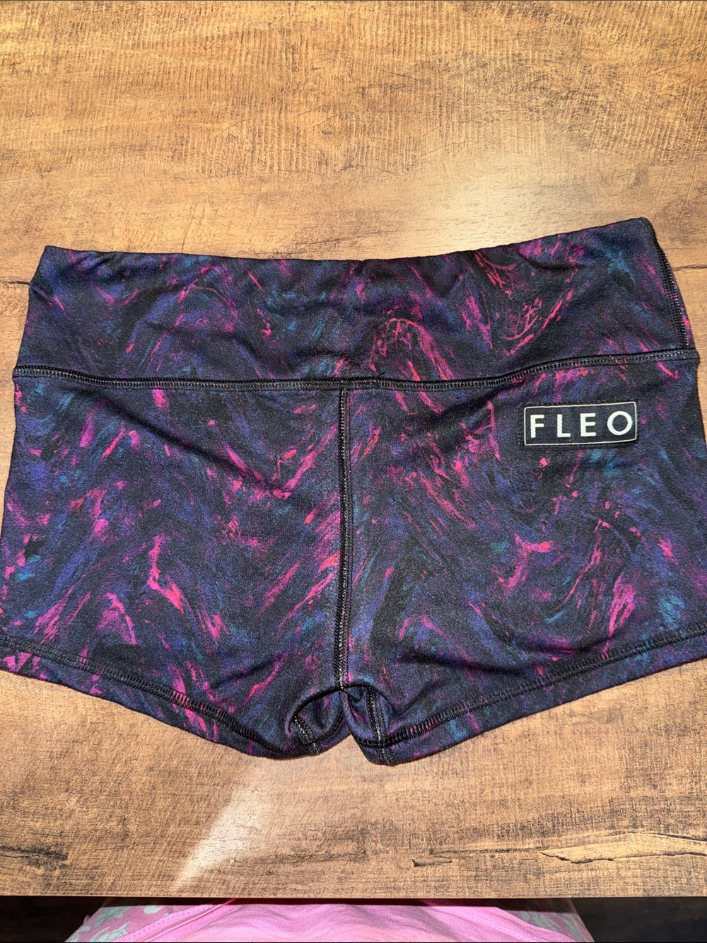 FLEO Booty Shorts Women’s Small Purple Pink Blue Marble CrossFit Gym Athletic - Picture 3 of 4